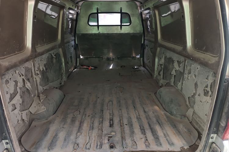 Used Wuling Rongguang 2019 1.5L Extended-Body Van Base Model with 2 Seats
