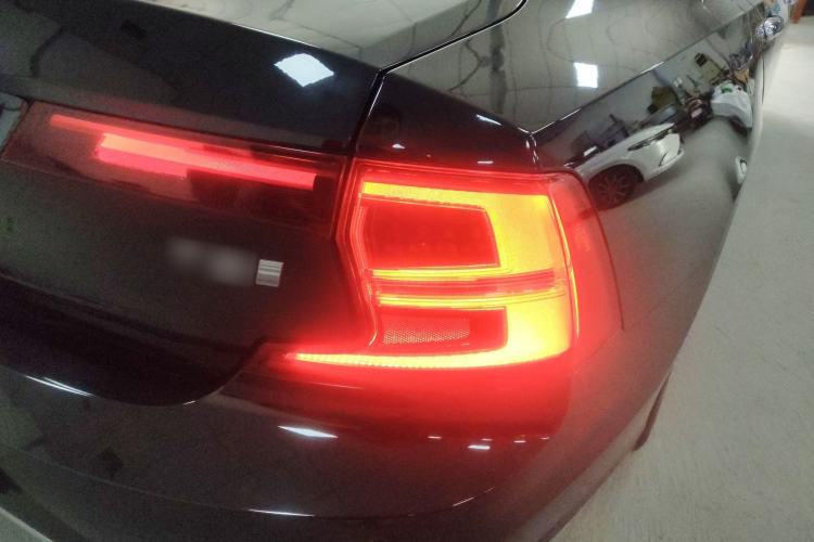 Used Volvo S90 2020 T5 Zhiyi Luxury Edition