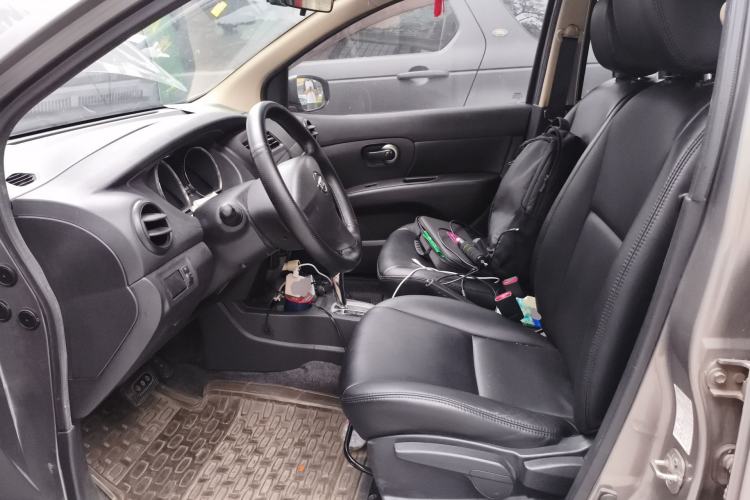 Used Nissan Livina 2013 1.6XE CVT Comfort Edition Left Front Seat