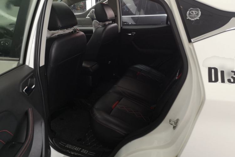 Used Soueast DX3 2018 1.5T CVT Luxury Model Left Rear Seat