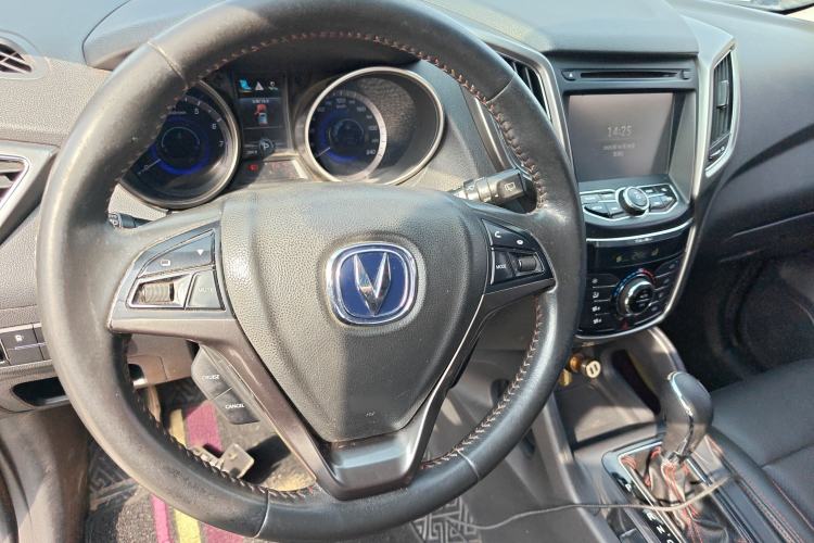 Used CHANGAN CS75 2014 1.8T Automatic Prestige Model China IV Standard
