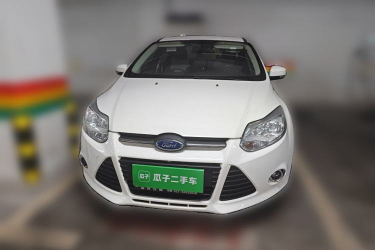 Used Ford Focus 2012 Sedan 1.6L Manual Fashion Edition
