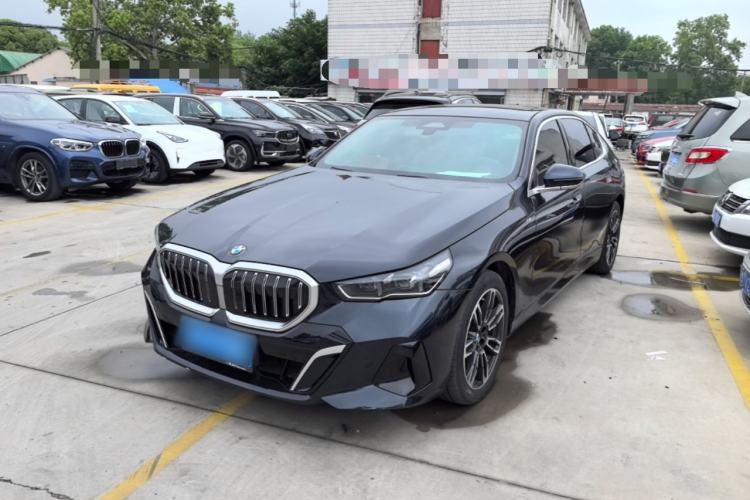 Used BMW 5 Series 2024 525Li M Sport Package