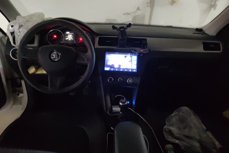 Used Skoda Rapid Spaceback 2016 Revised 1.6L Manual Chuanxing Edition
