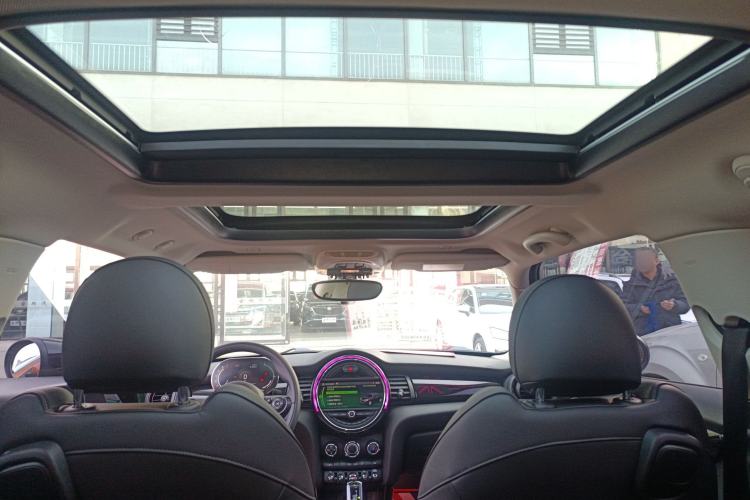 Used MINI MINI 2021 1.5T COOPER Classic Edition