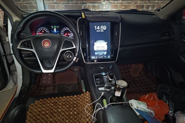 Used BYD Qin New Energy 2017 Qin 1.5T 100 Center Console