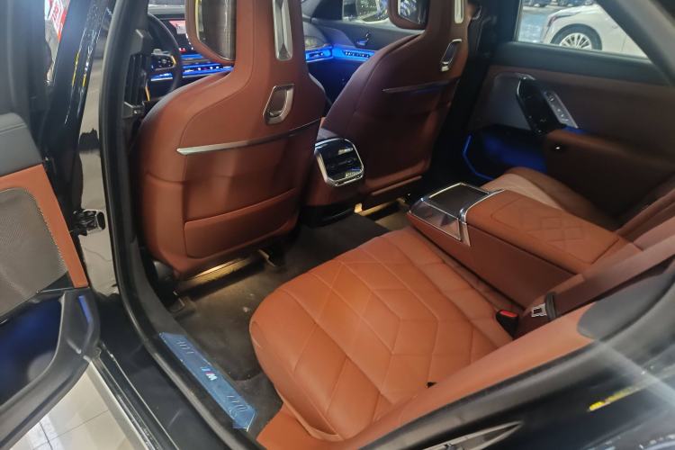 Used BMW 7 Series 2023 740Li Luxury Edition M Sport Package