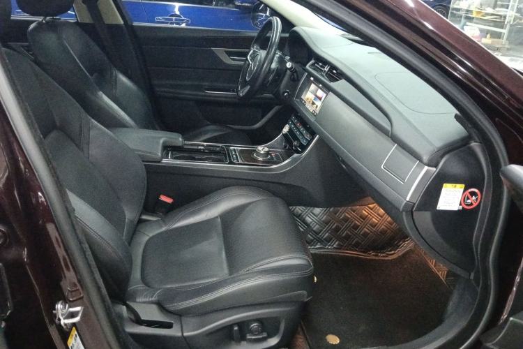 Used Jaguar XFL 2018 XFL 2.0T 250 PS Premium Edition