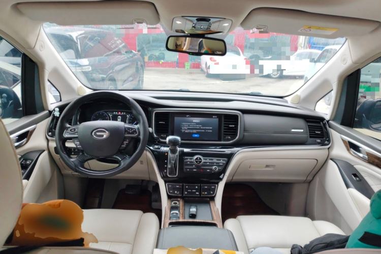 Used GAC Trumpchi M8 2018 320T Luxury Edition Center Console