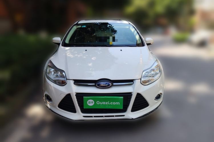 Used Ford Focus 2012 Sedan 1.6L Automatic Fashion Edition
