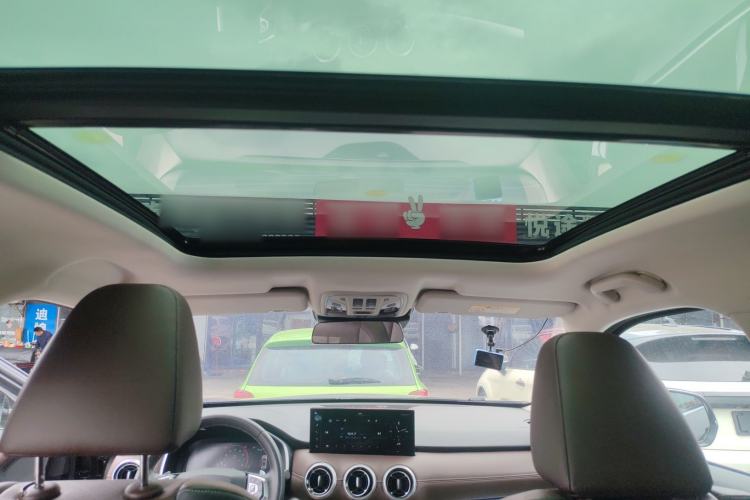 Used Wey VV6 2020 2.0T Two-Wheel Drive Smart Protection+