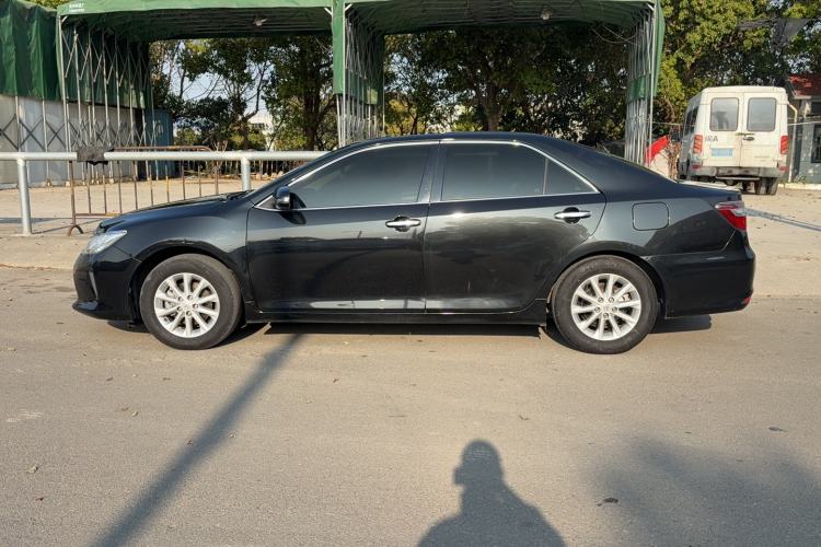 Used Toyota Camry 2016 2.0G 10th Anniversary Leading Edition