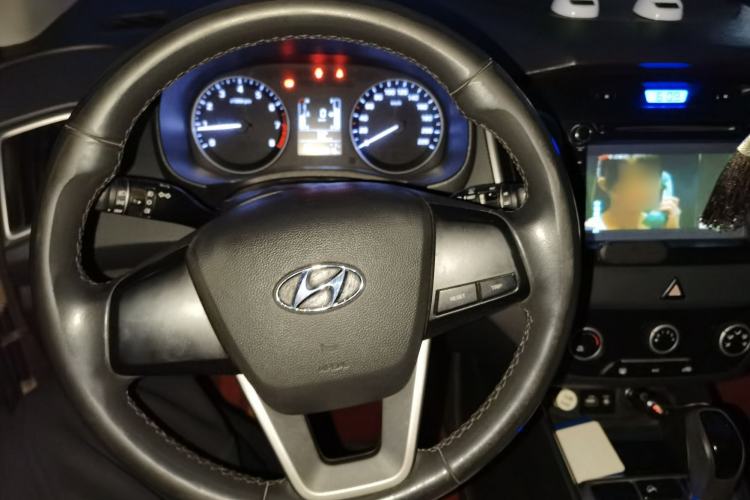 Used Hyundai ix25 2015 1.6L Automatic Two-Wheel Drive Smart GLS Trim
