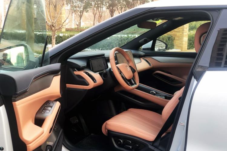 Used BYD Song L EV 2025 Intelligent Driving Version 662 km LiDAR Excellence Edition
