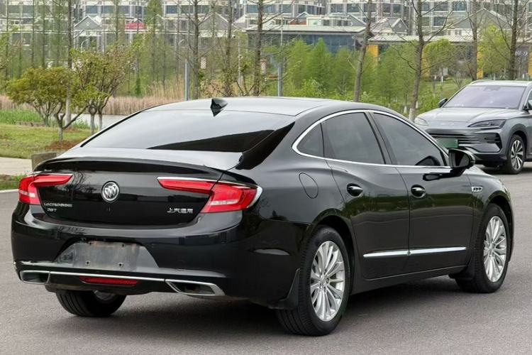 Used Buick LaCrosse 2019 28T Elite Edition Exterior 5