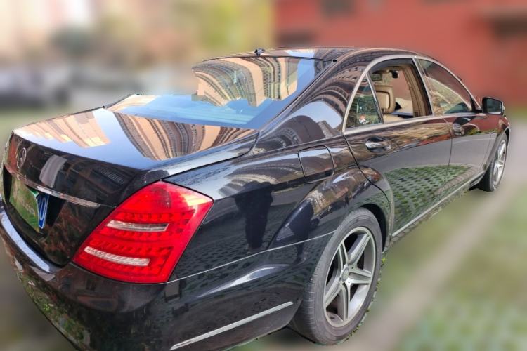 Used Mercedes-Benz S-Class 2012 S 300 L Business Standard Model
