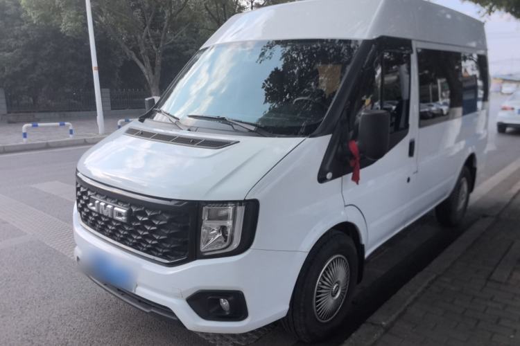 Used JMC Fushun 2023 2.0T Automatic Short-Wheelbase Mid-Top Commercial Multi-Purpose 6-Seater Passenger Vehicle