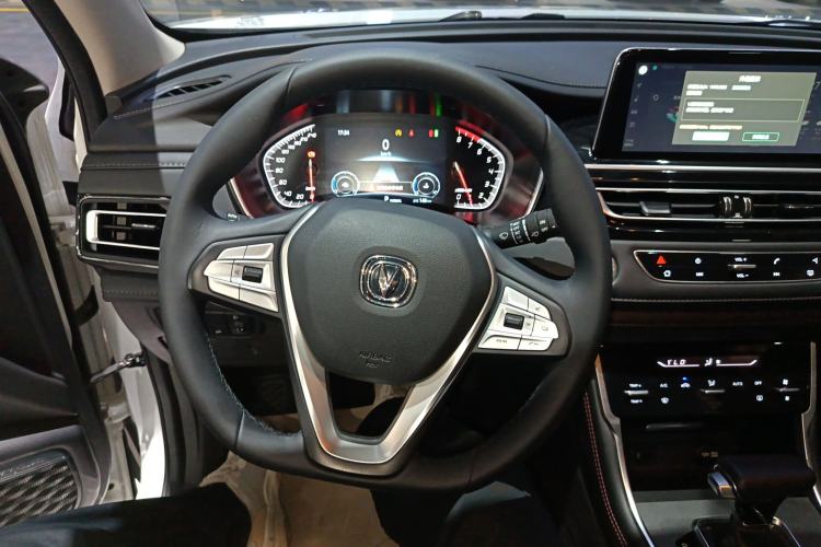 Used CHANGAN CS75 2022 Blue Whale Edition 1.5T DCT Luxury Model Steering Wheel