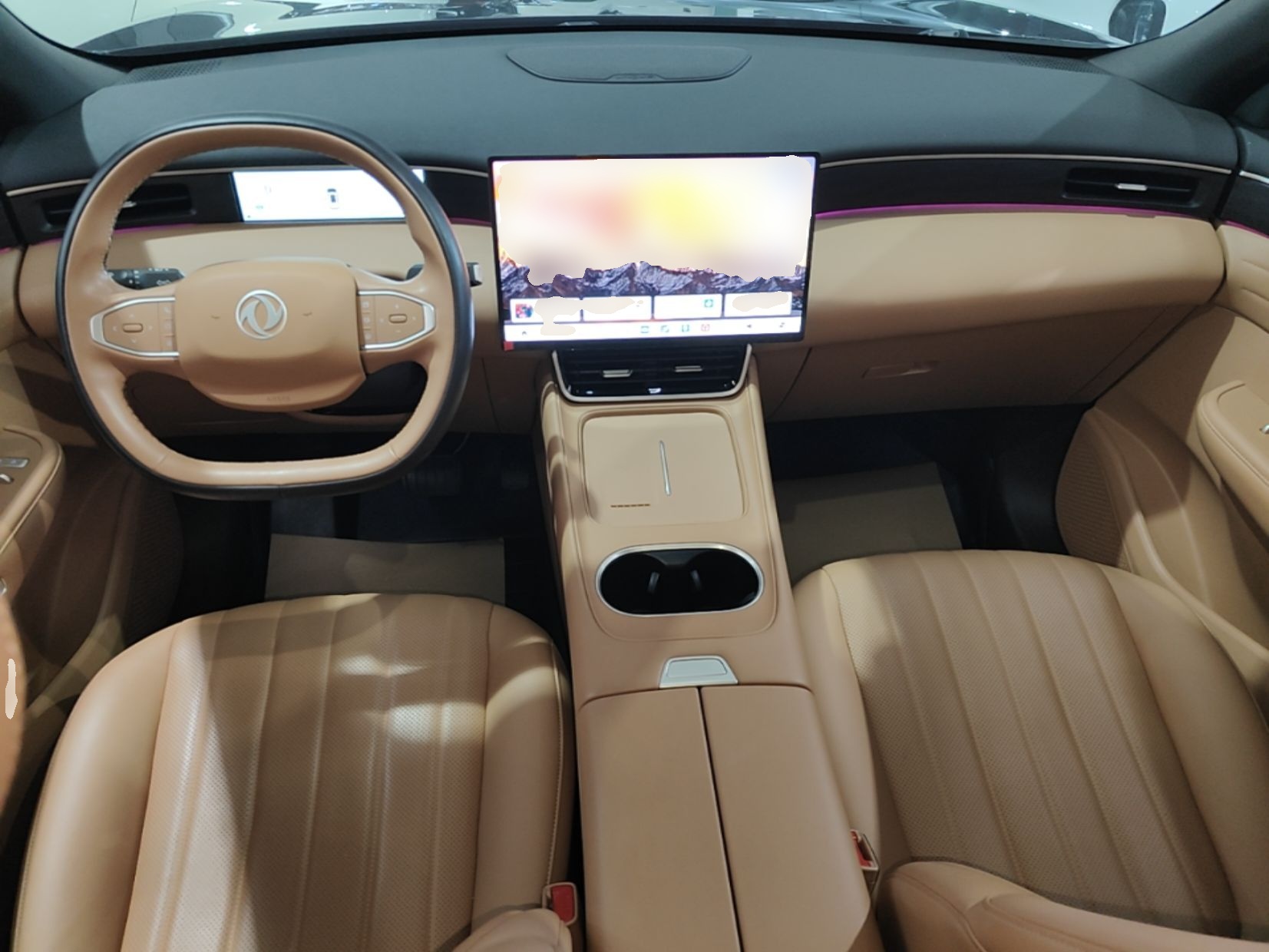 Dongfeng Aeolus L8 2025 Model 185KM Dream Edition — снимка 17