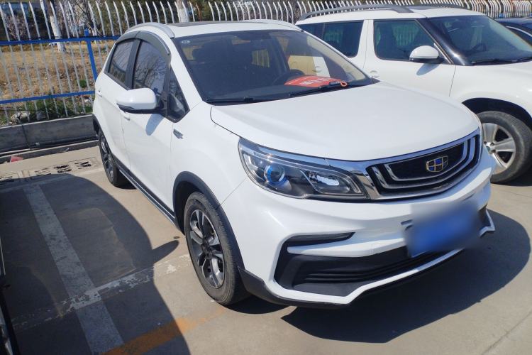 Used Geely Auto Vision X3 2019 Upgraded Model 1.5L CVT Prestige Version Front Right 45 Deg