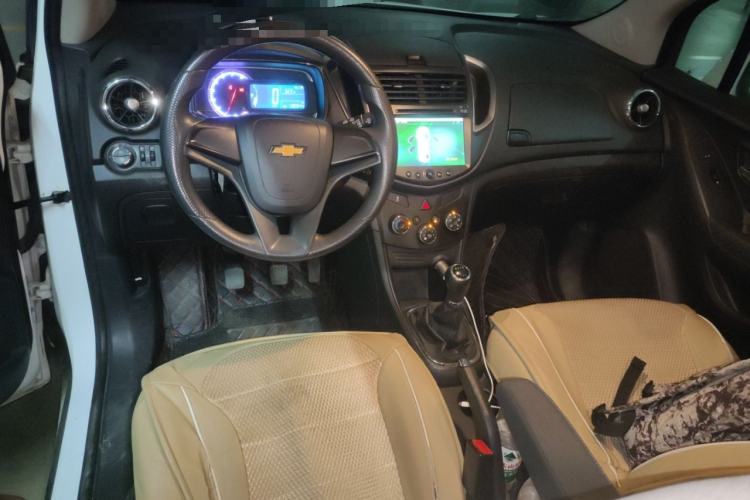 Used Chevrolet Trax 2016 1.4T Manual Two-Wheel Drive Comfort Version with Sunroof