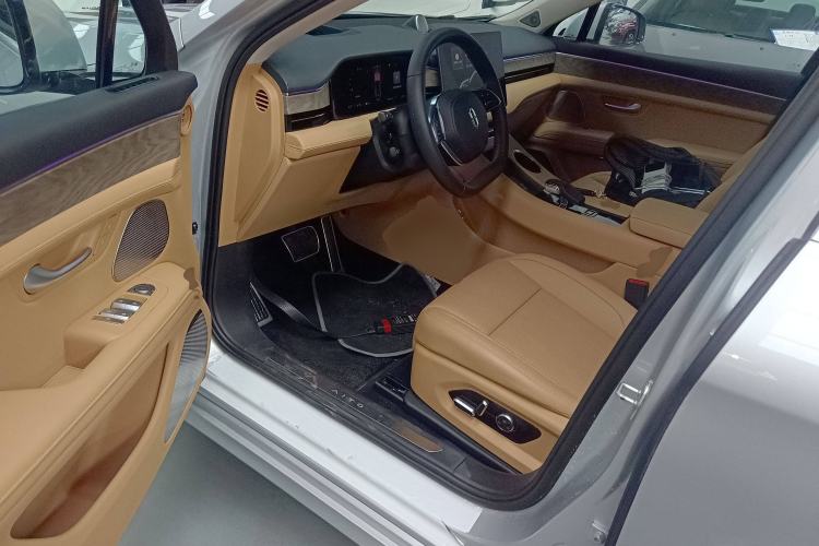 Used Hima AITO M5 2022 Range-Extended Rear-Drive Standard Version
