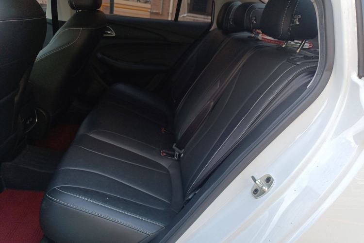 Used Roewe i5 2020 1.5L Automatic 4G Connect Luxury Flagship Edition