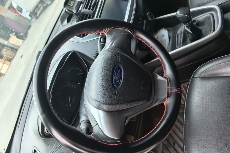 Used Ford Escort 2015 1.5L Manual Fashion Edition
