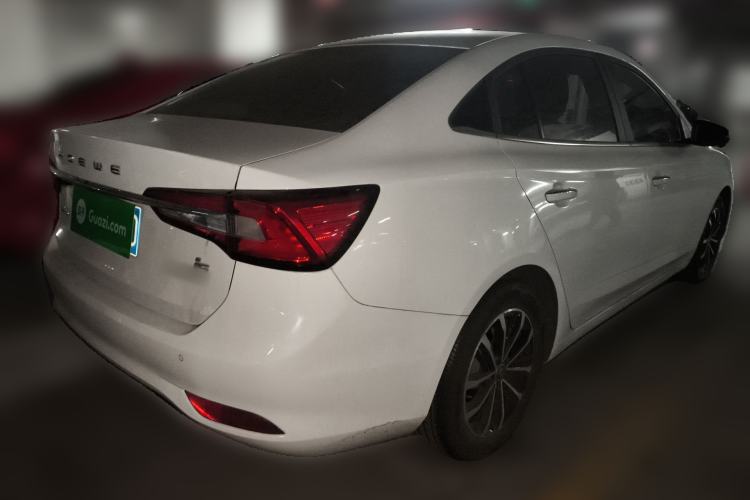 Used Roewe i5 2020 1.5L Automatic 4G Connect Luxury Flagship Edition
