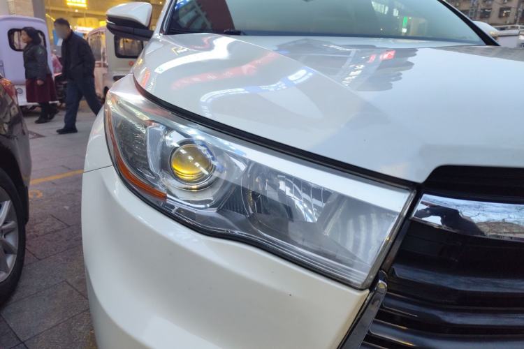 Used Toyota Highlander 2015 2.0T Four-Wheel Drive Luxury Edition 7-Seater
