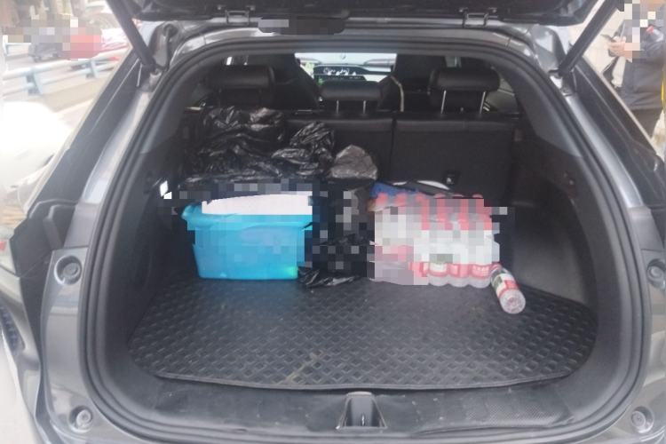 Used CHANGAN OSHAN Z6 2023 Blue Whale 1.5T DCT Smart Luxury Model Trunk