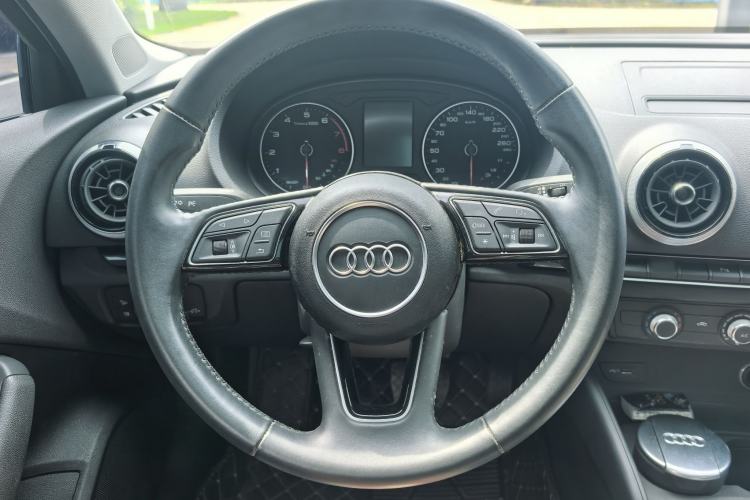 Used Audi A3 2018 30th Anniversary Edition Limousine 35 TFSI Fashion Model
