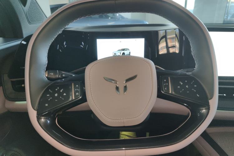 Used Hongqi Tiangong 08 2025 680 Ultra Four-Wheel-Drive Version