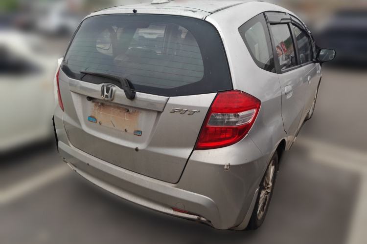 Used Honda Fit 2011 1.3L automatic comfort version Rear Right 45 Deg