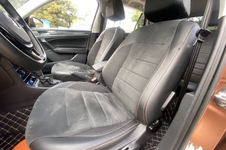 Used Volkswagen C-TREK 2017 230TSI DSG Luxury Model