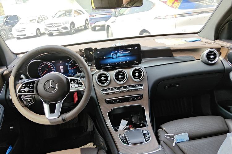 Used Mercedes-Benz GLC 2022 Second Facelift GLC 260 L 4MATIC Luxury Edition