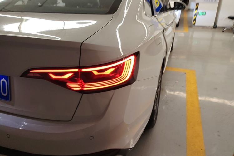 Used Volkswagen Sagitar 2023 200TSI DSG Excellence Edition
