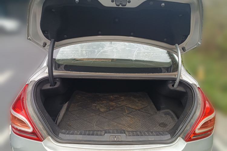 Used Peugeot 308 2013 1.6L Manual YouShang Model Trunk