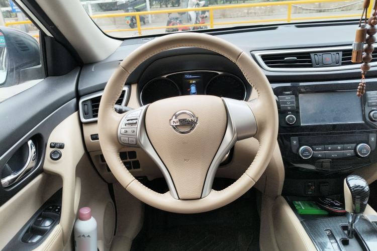 Used Nissan X-Trail 2014 2.0L CVT Comfort Edition 2WD
