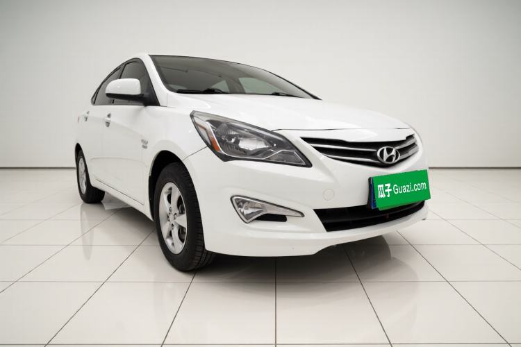 Used Hyundai Verna (older generation) 2016 1.4L Manual Smart GLS Trim