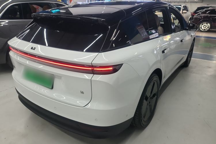 Used Li Auto i6 2025 Model Two-Wheel-Drive Standard Type Rear Right 45 Deg