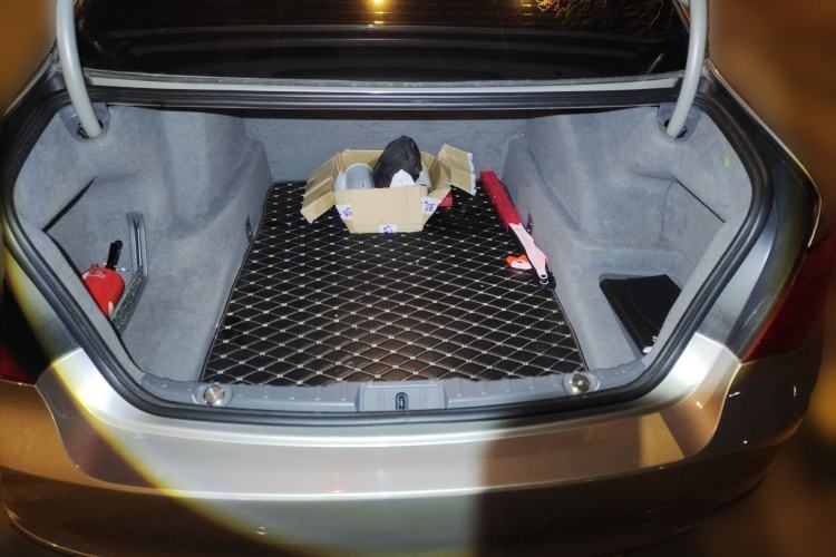 Used BMW 7 Series 2011 730Li Elegant Model
