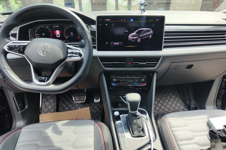 Used Volkswagen Tiguan L 2023 Restyled 330TSI Automatic Two-Wheel Drive R-Line Flagship Edition Center Console