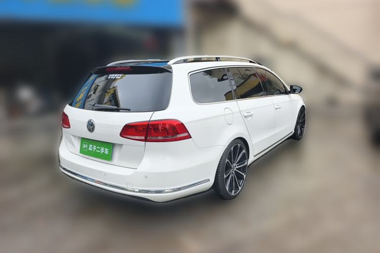 Used Volkswagen Magotan 2012 Travel Edition 2.0 TSI Comfort Version Rear Right 45 Deg