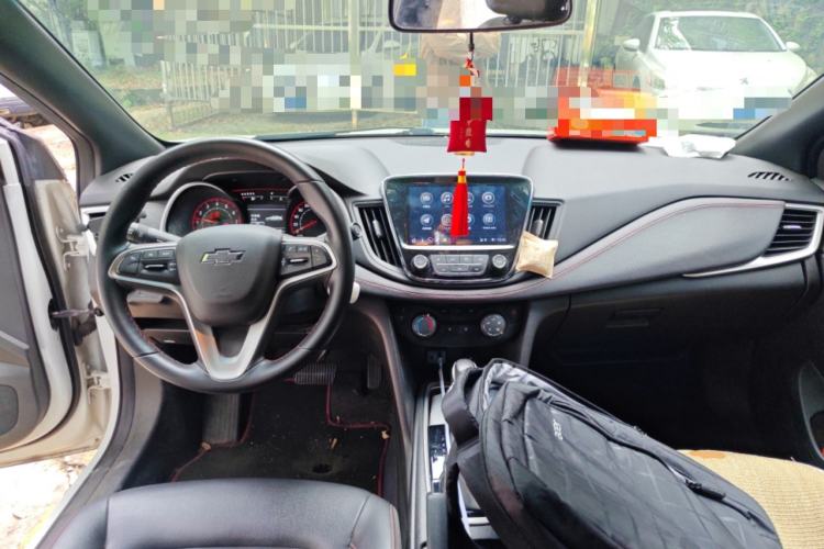 Used Chevrolet Monza 2019 RS 330T Automatic Comfort Edition China VI Standard Center Console