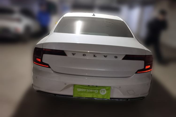 Used Volvo S90 2017 T5 Smart Luxury Edition
