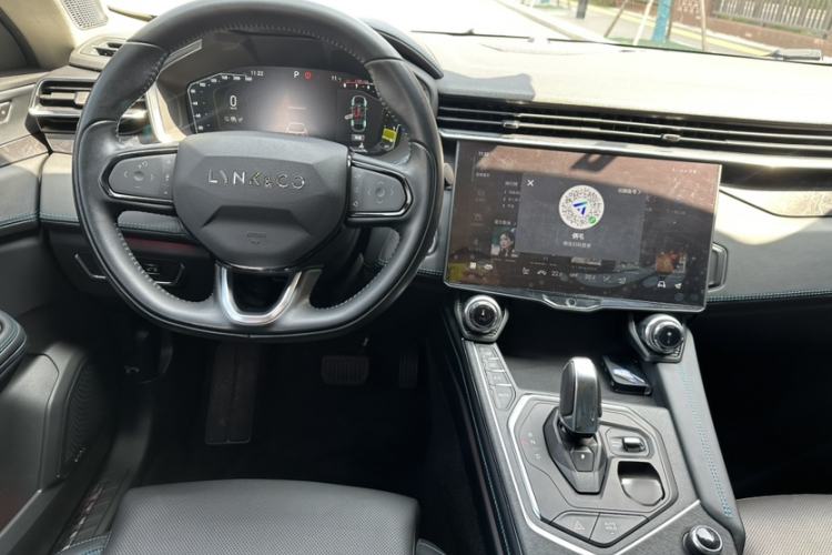 Used Lynk & Co 05 2020 2.0TD Two-Wheel Drive Shine Halo