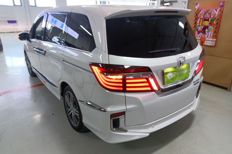 Used Honda Elysion 2019 2.0L Hybrid Luxury Edition
