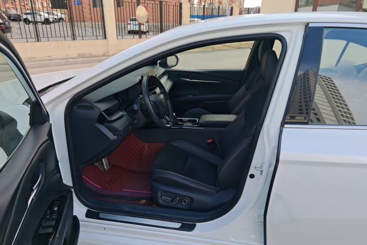 Used Toyota Camry 2024 Dual-Motor 2.0 HXS Sport Plus Edition Interior 1