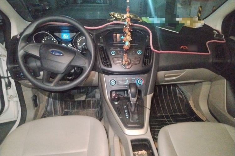 Used Ford Focus 2015 Sedan 1.6L Automatic Comfort Model
